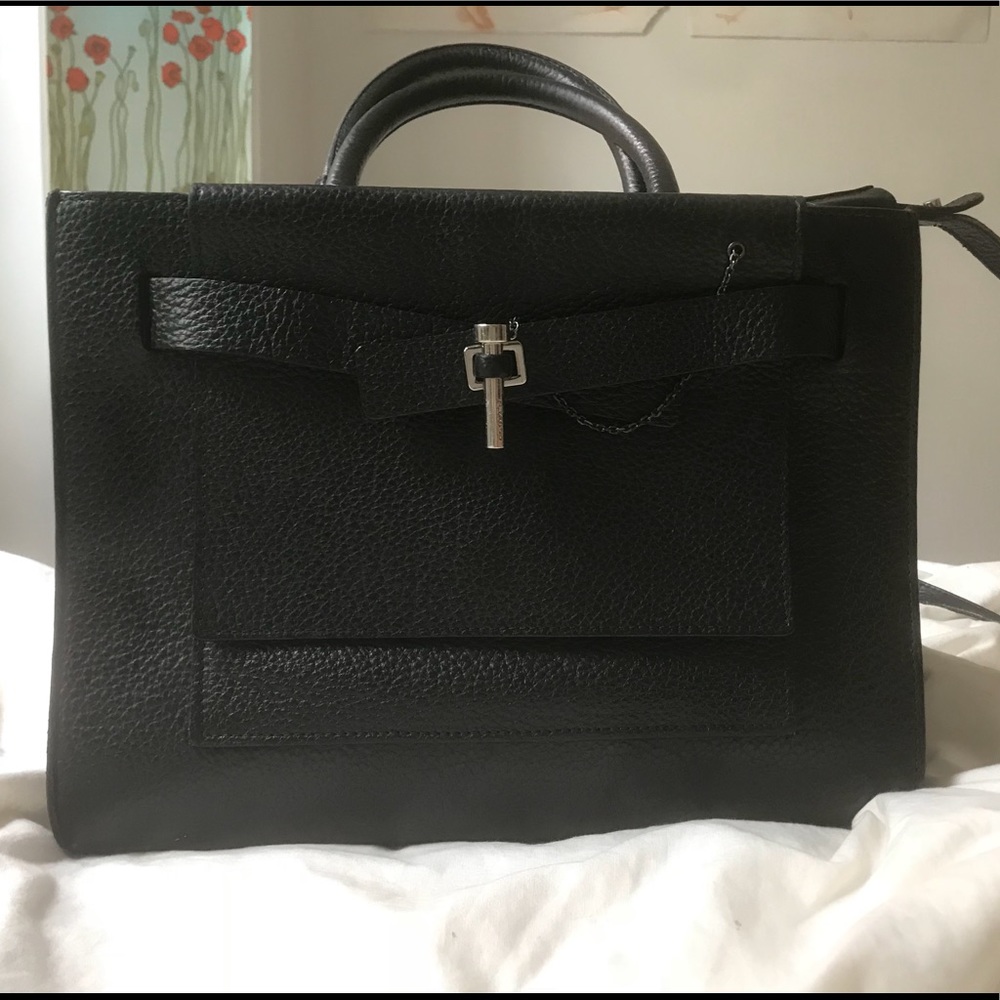 Carven Leather Large Tote - Black